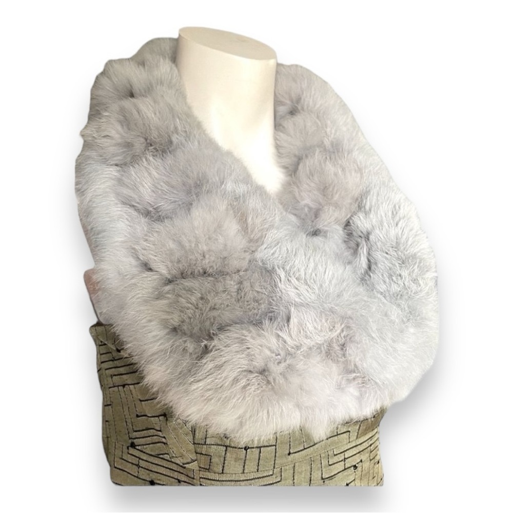 Surell Gray Rabbit Fur Scarf - Picture 4 of 8